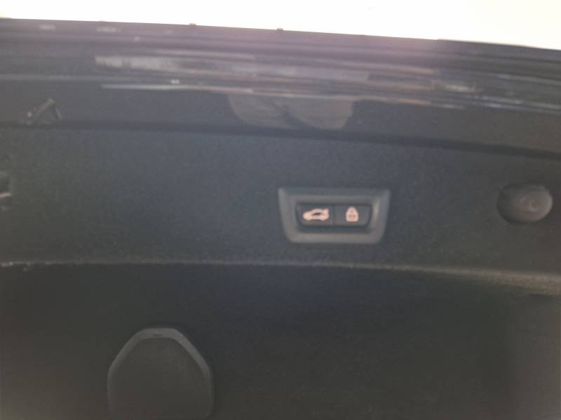 BMW Série 7 - Photo 28