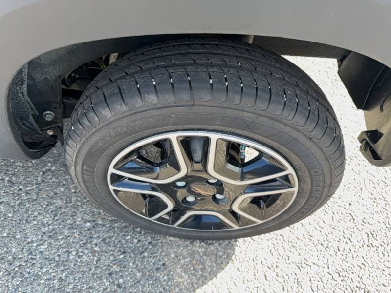 Dacia Spring - Photo 13