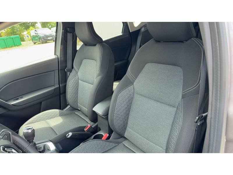 Renault Captur - Photo 13