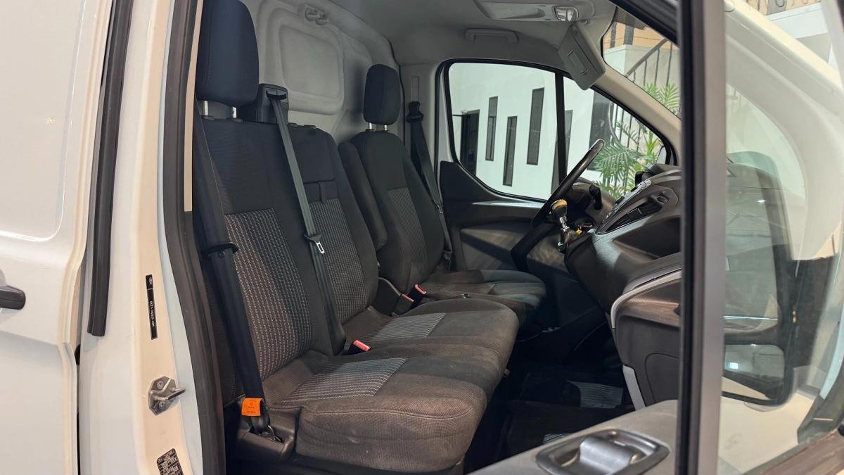 Ford Transit Custom Fourgon - Photo 13
