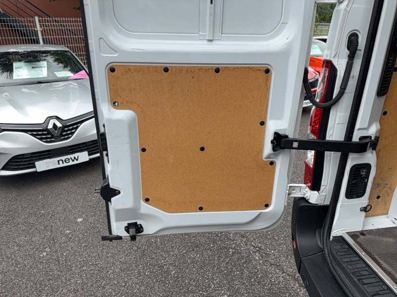 Renault Master - Photo 18