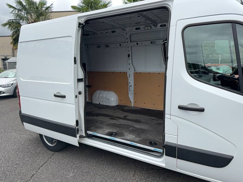 Renault Master - Photo 22