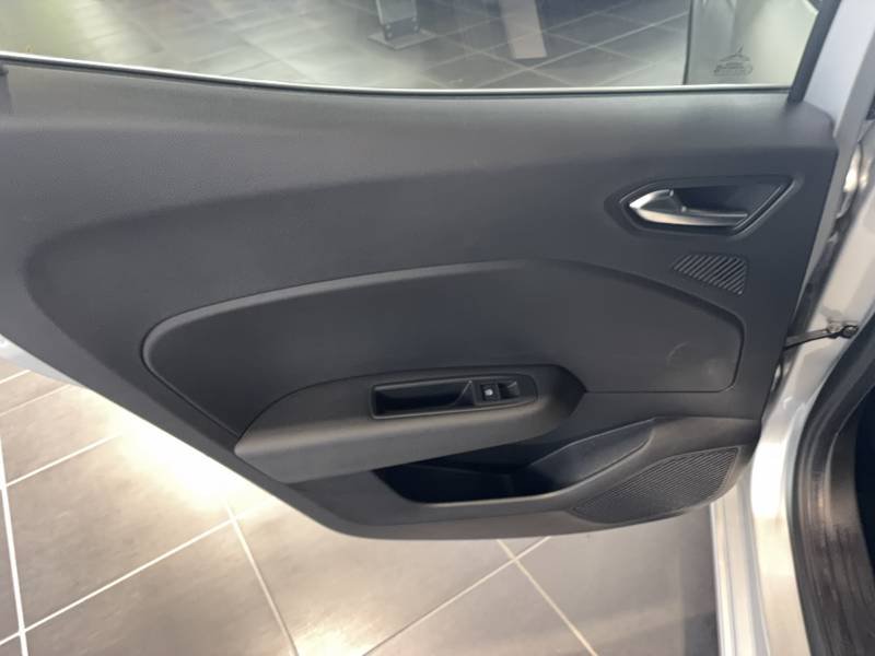 Renault Clio - Photo 21