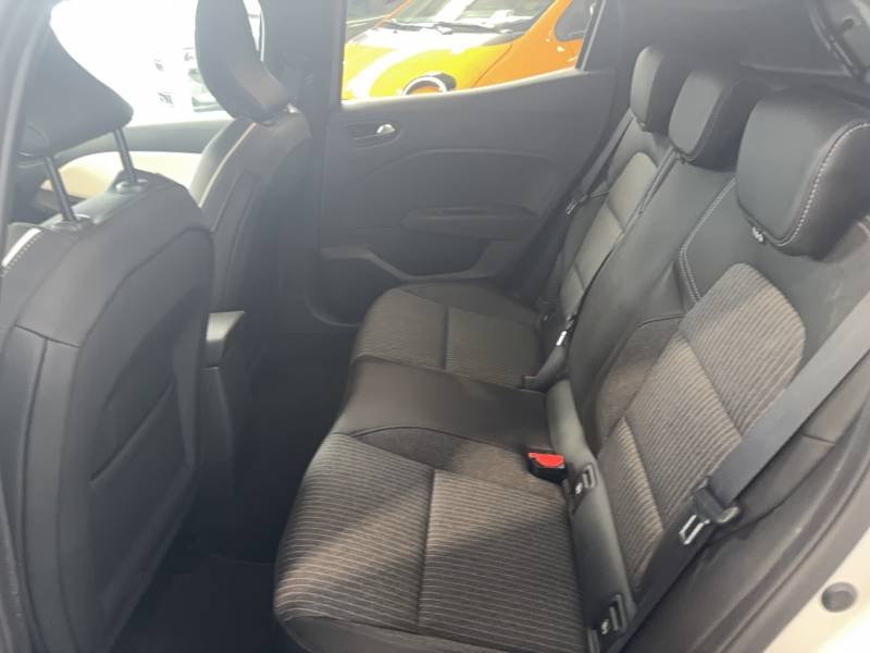 Renault Clio - Photo 22