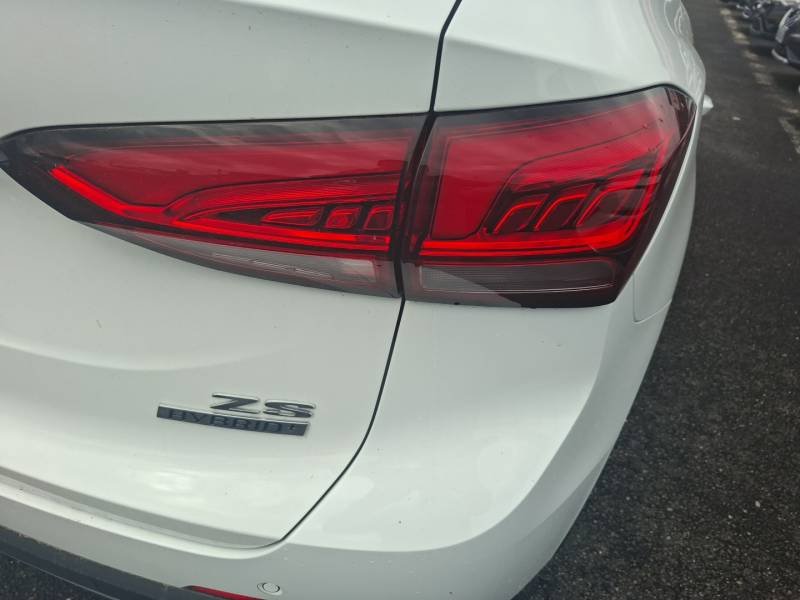 MG ZS - Photo 15