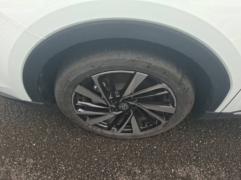 MG ZS - Photo 18