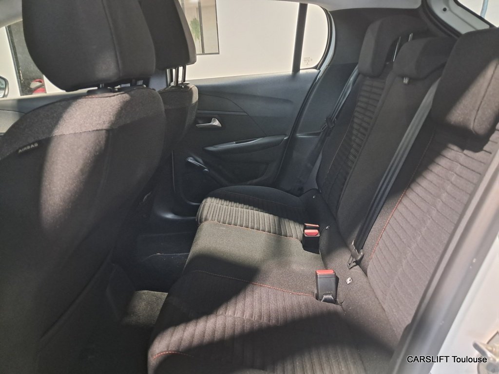Peugeot 208 - Photo 13