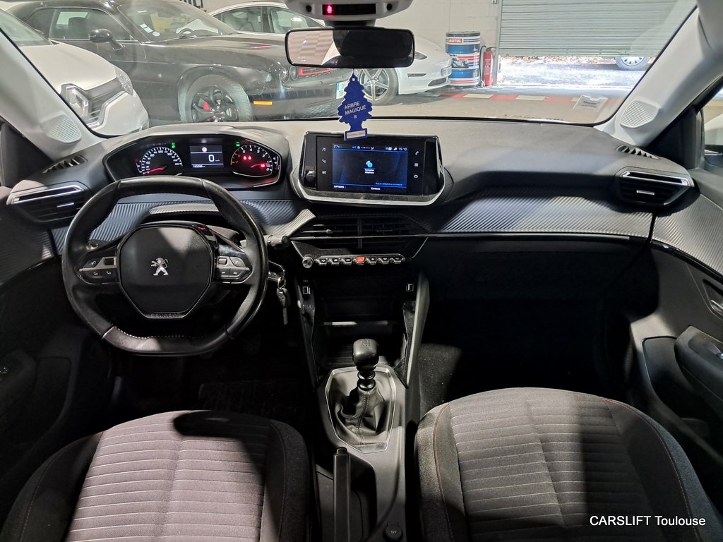 Peugeot 208 - Photo 16