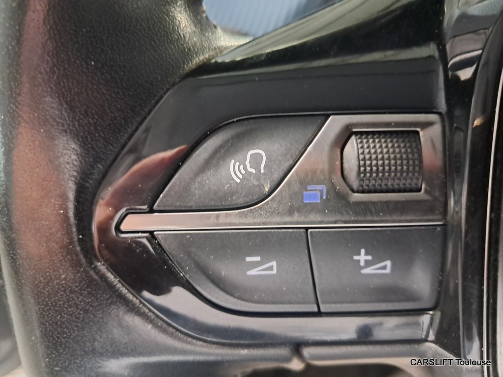 Peugeot 208 - Photo 20