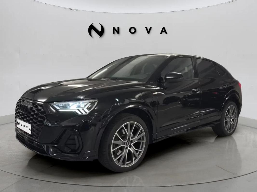 Audi Q3 - Photo 1
