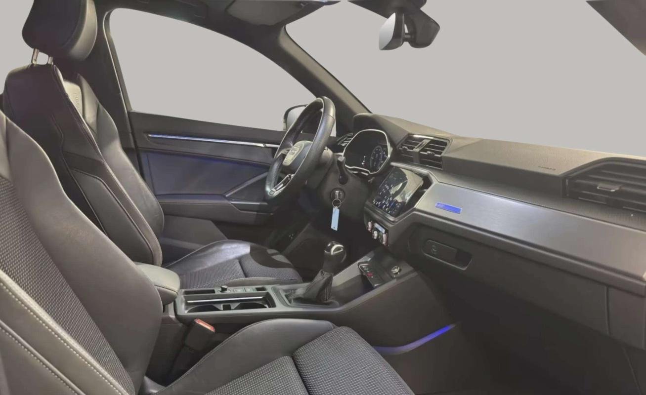 Audi Q3 - Photo 15