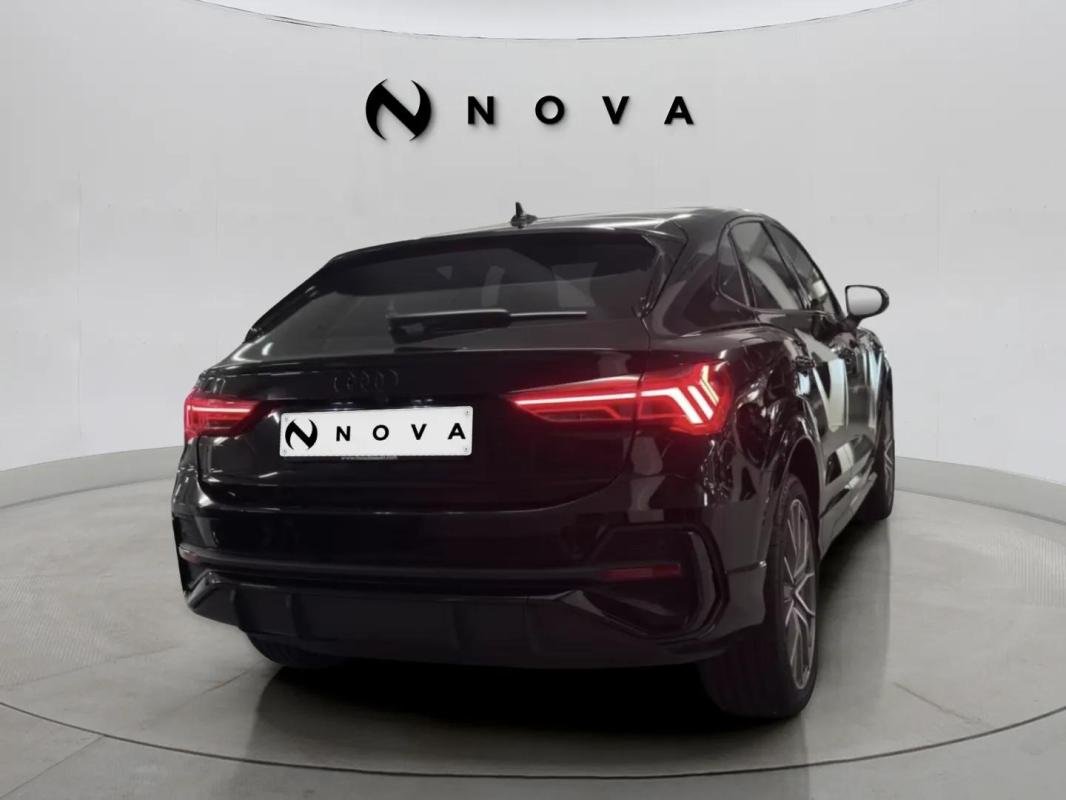Audi Q3 - Photo 5