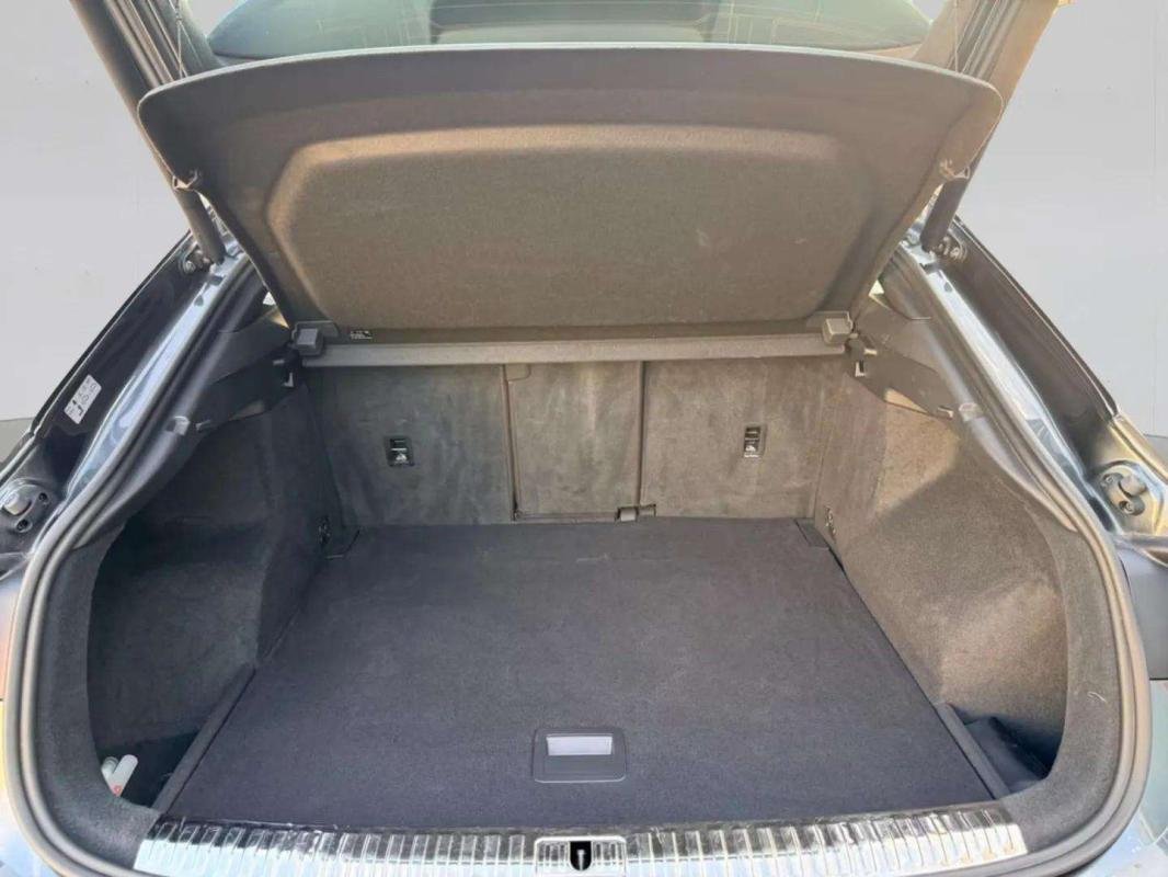 Audi Q3 - Photo 8