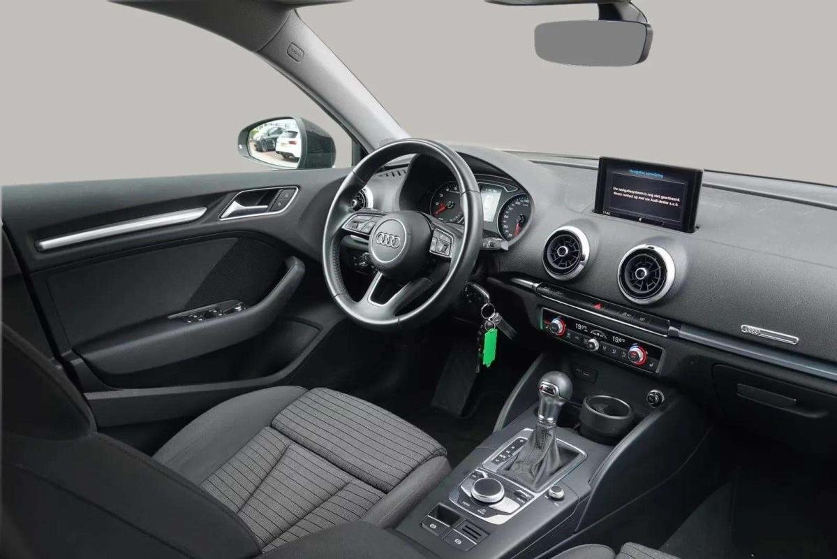 Audi A3 - Photo 8