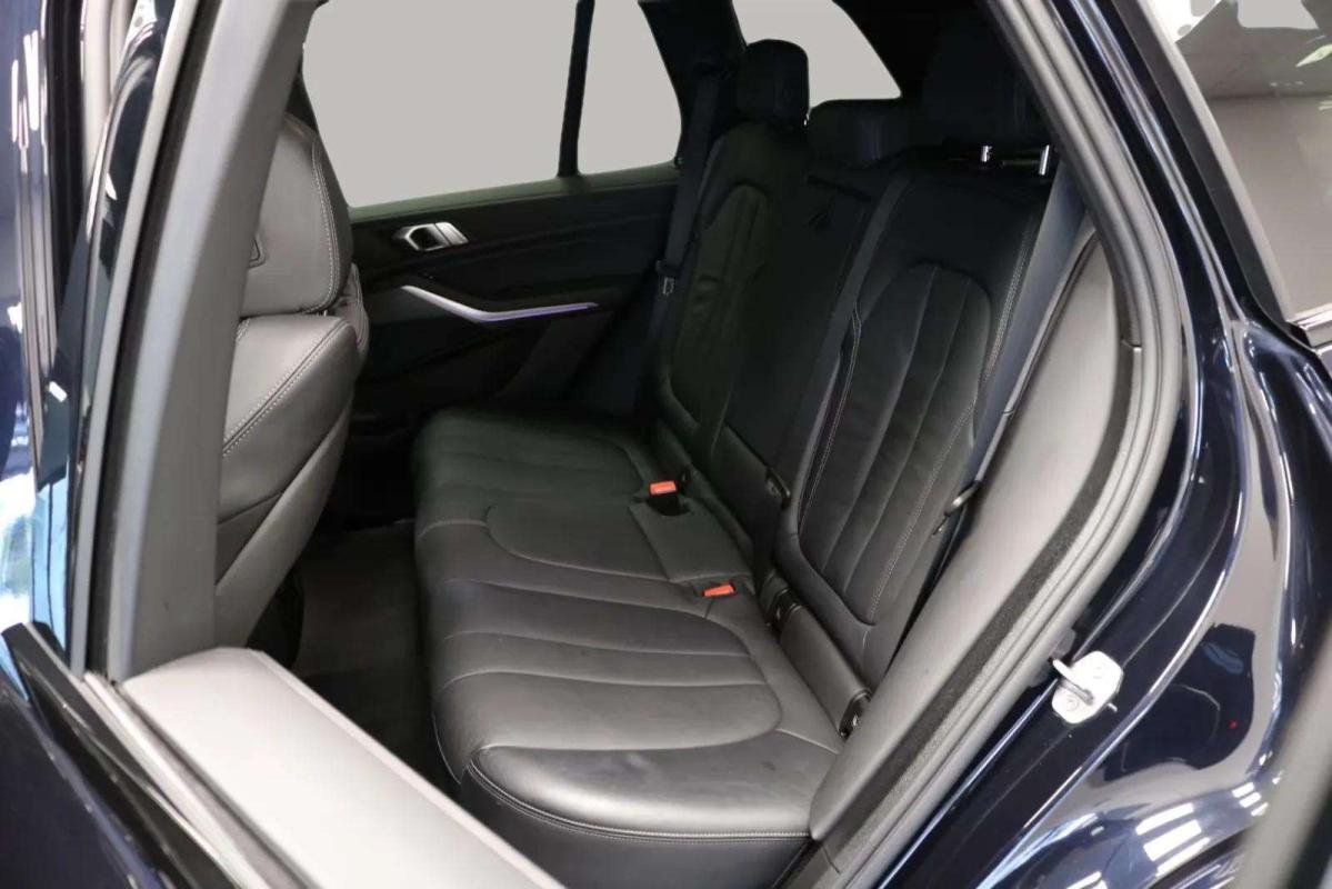 BMW X5 - Photo 12