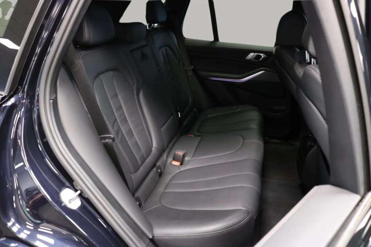 BMW X5 - Photo 15