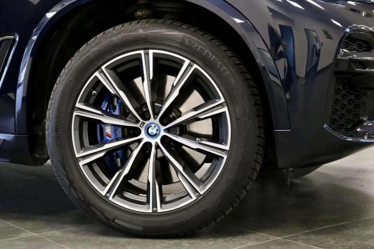 BMW X5 - Photo 16