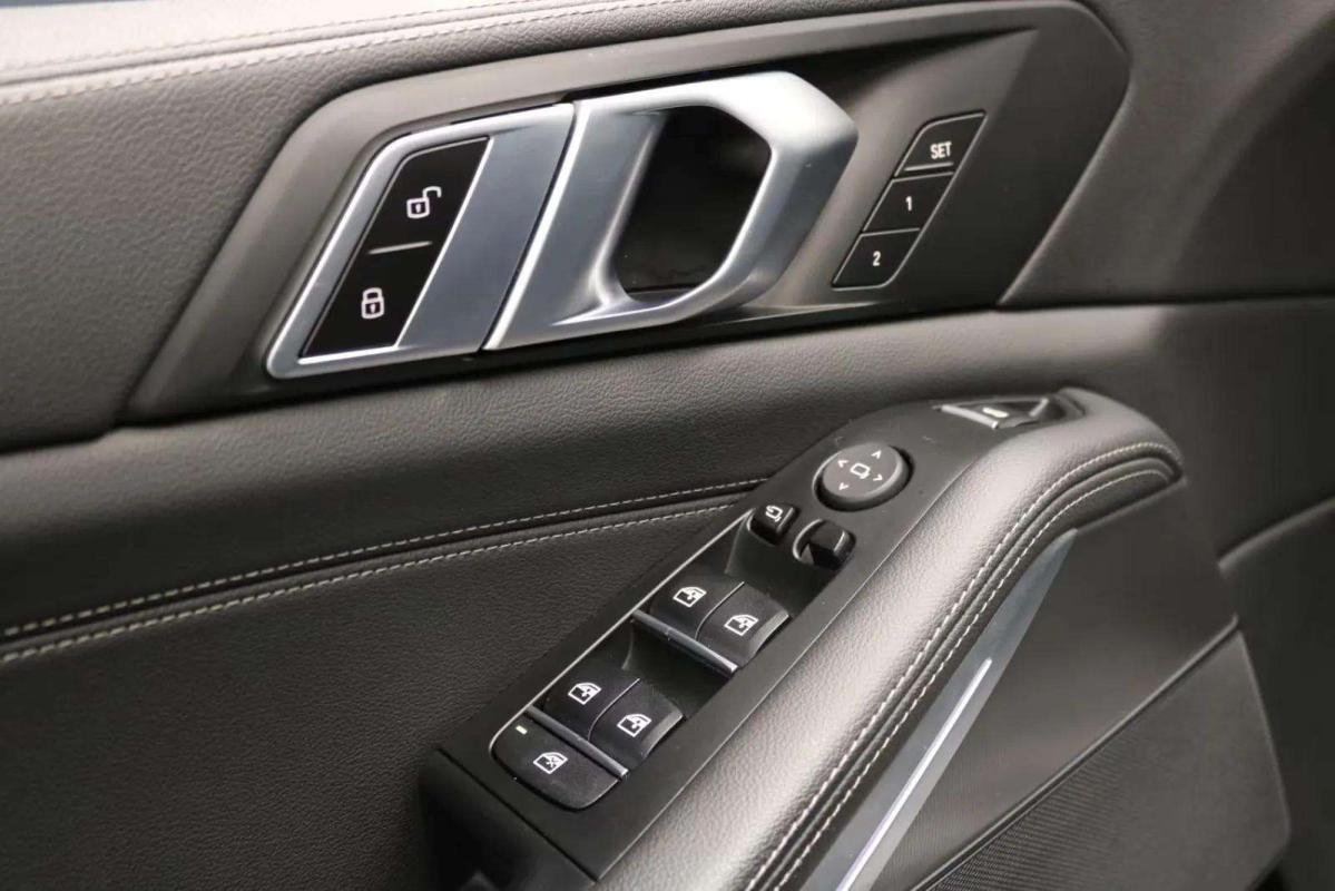 BMW X5 - Photo 7