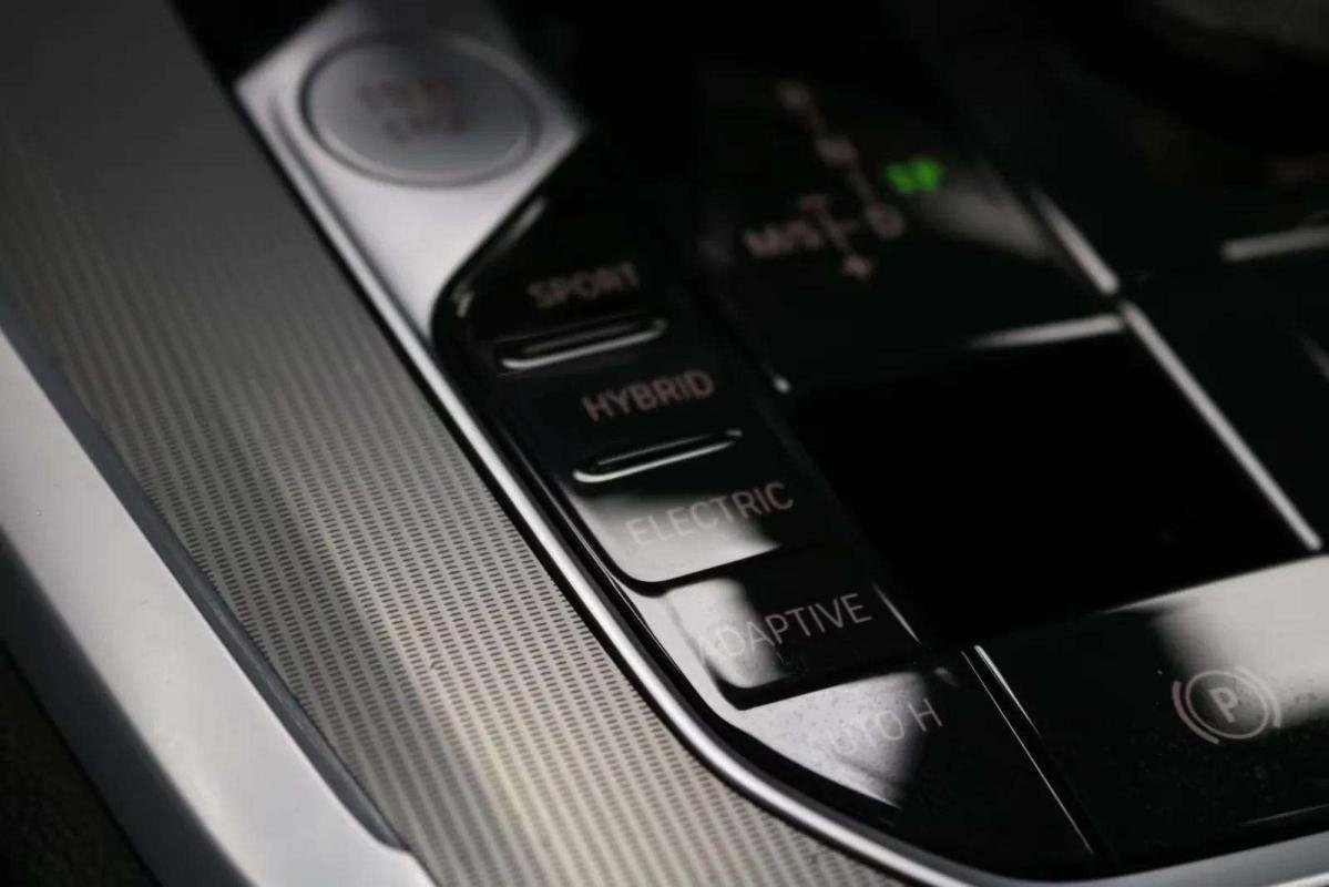 BMW X5 - Photo 8