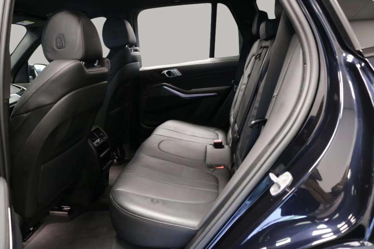 BMW X5 - Photo 10