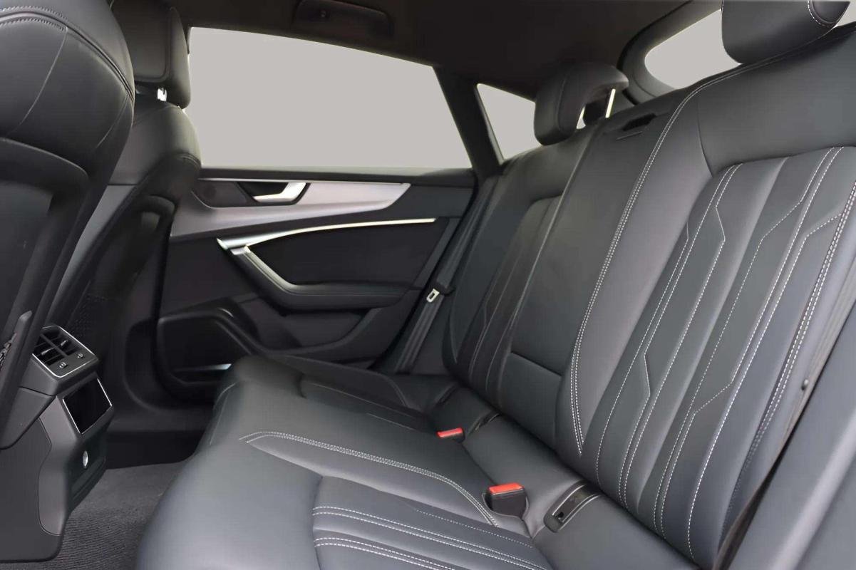 Audi A7 - Photo 9