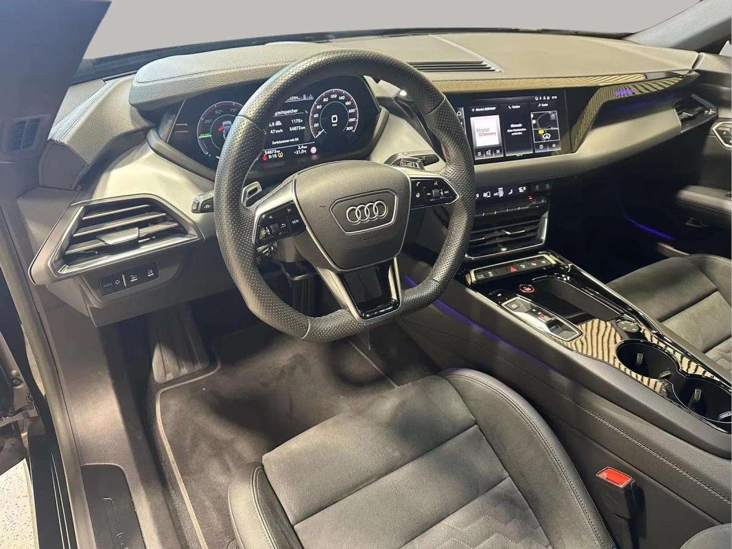 Audi e-tron gt - Photo 16