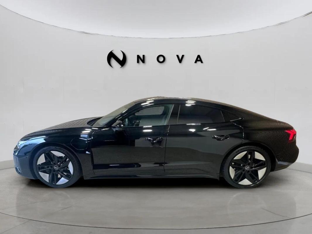Audi e-tron gt - Photo 2
