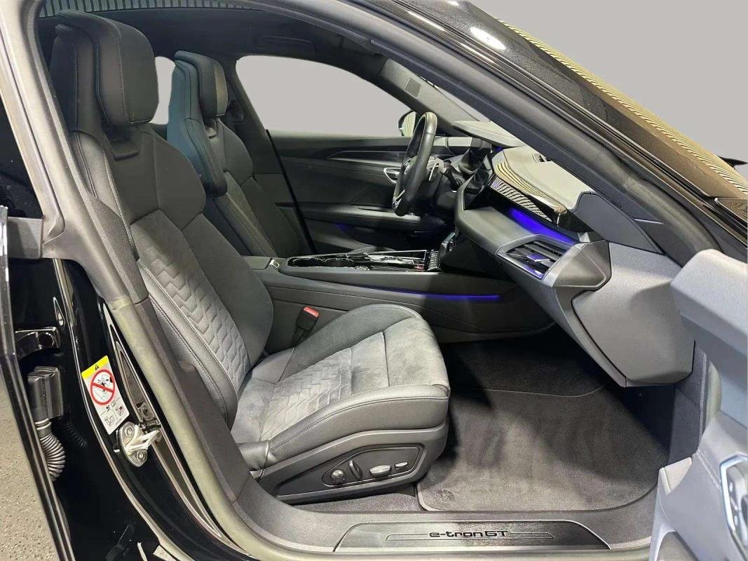 Audi e-tron gt - Photo 8