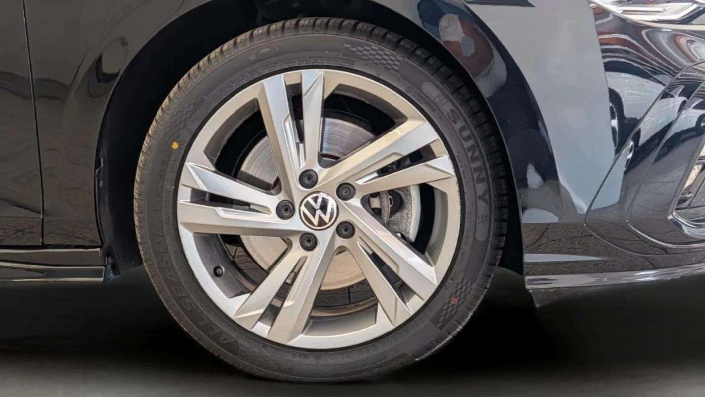 Volkswagen Golf - Photo 12