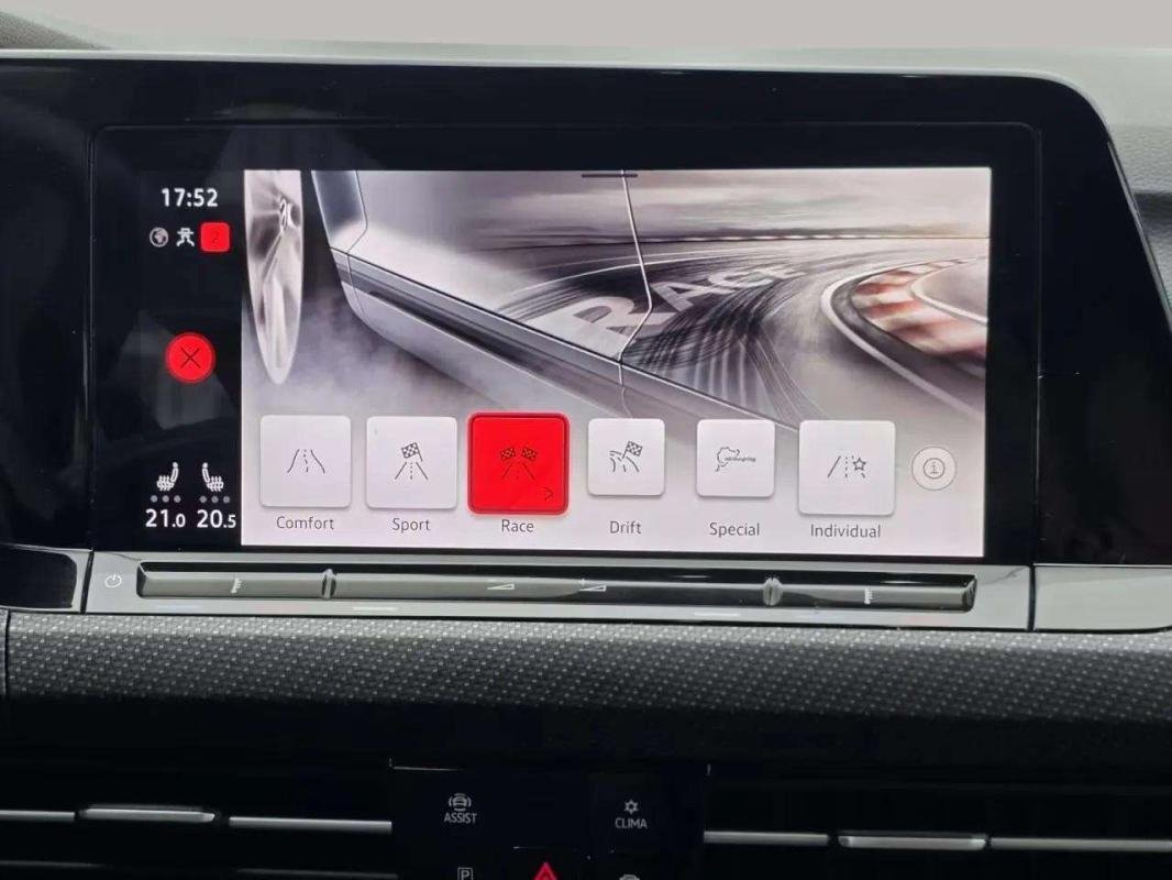 Volkswagen Golf - Photo 11