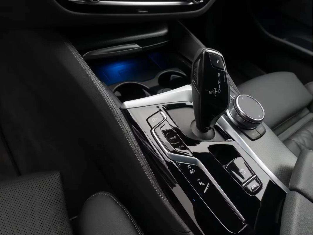 BMW 530 - Photo 10