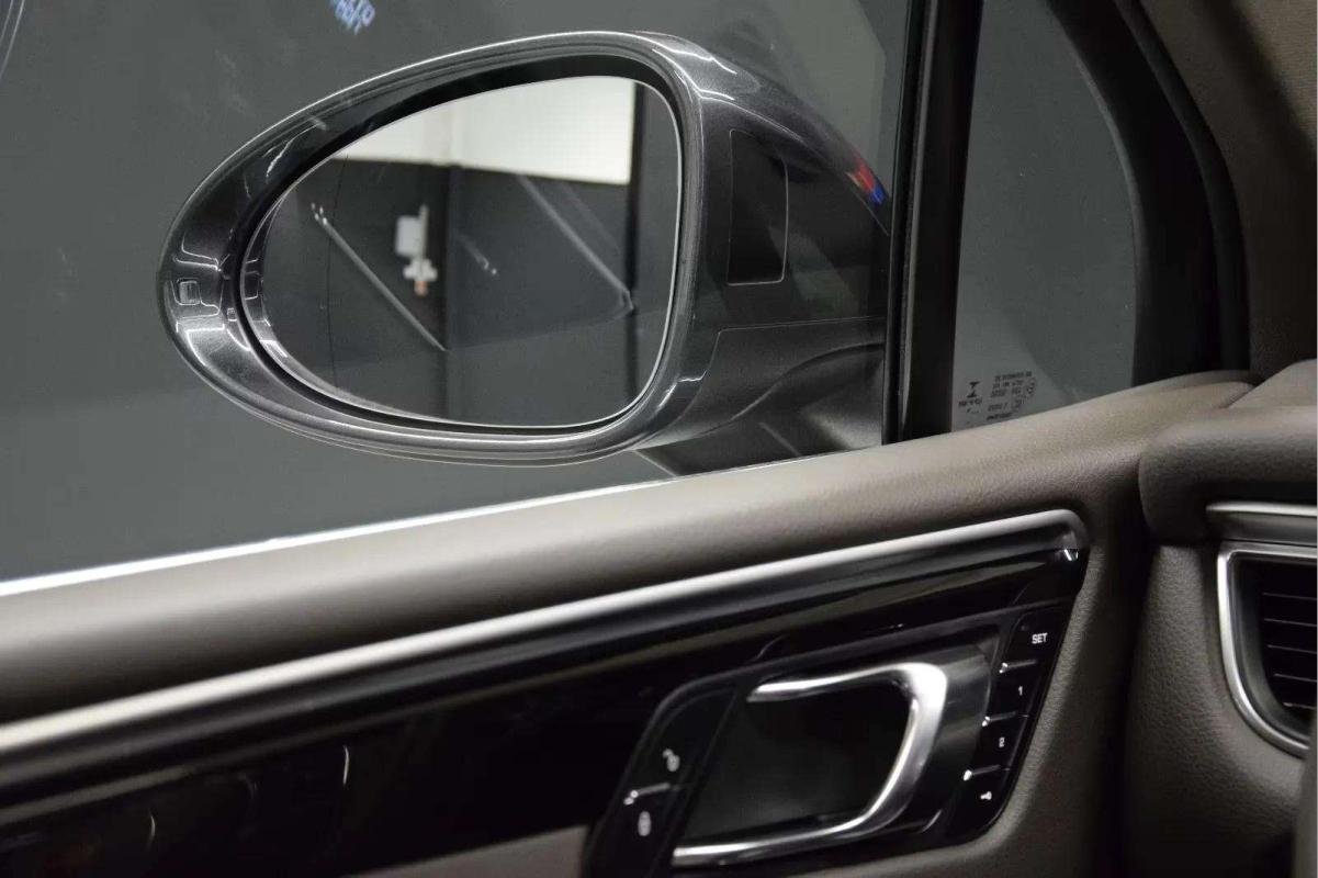 Porsche Macan - Photo 17