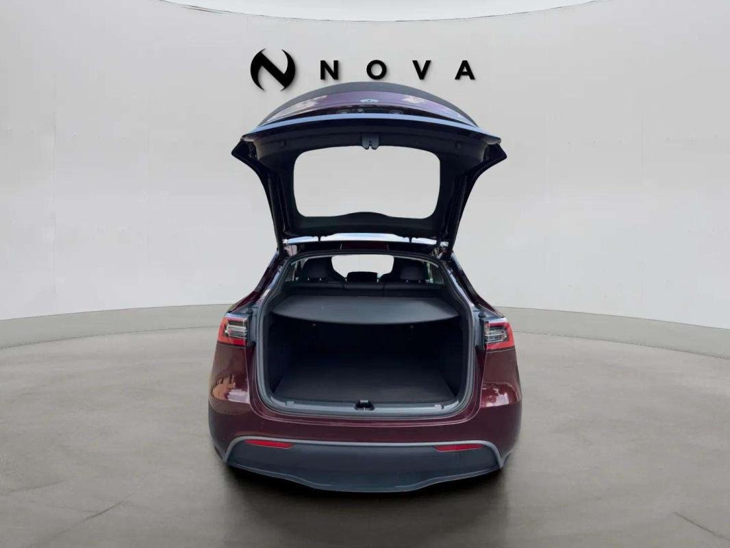 Tesla Model Y - Photo 9