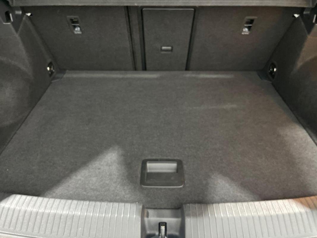 Volkswagen T-Roc - Photo 31