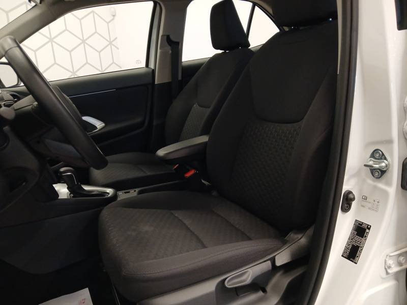 Toyota Yaris - Photo 13