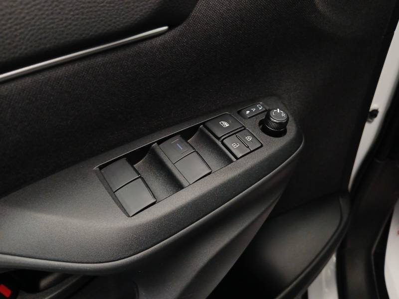 Toyota Yaris - Photo 24