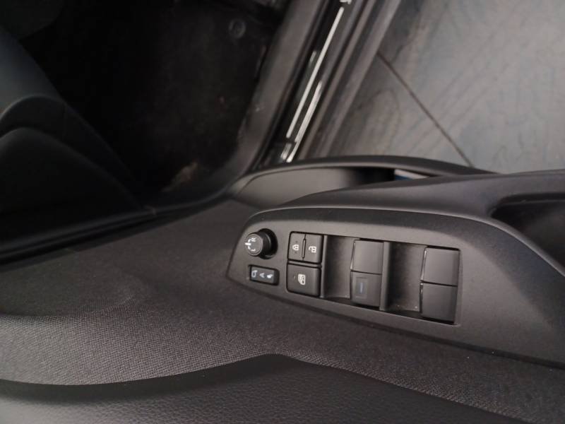 Toyota Yaris - Photo 15