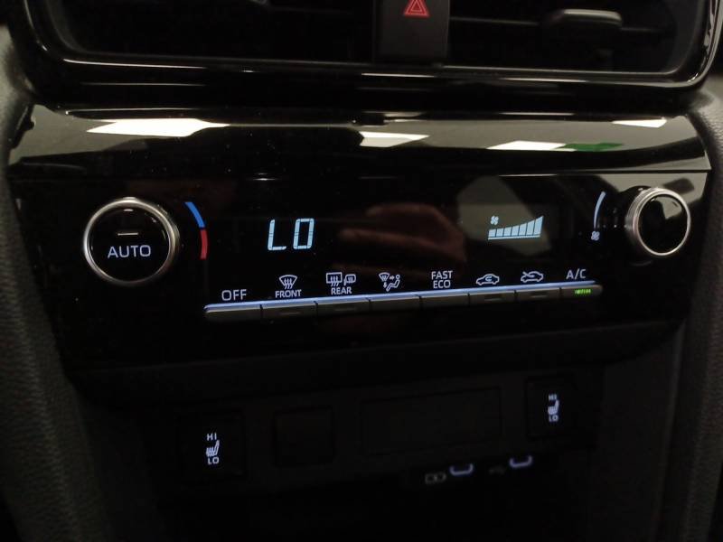 Toyota Yaris - Photo 20