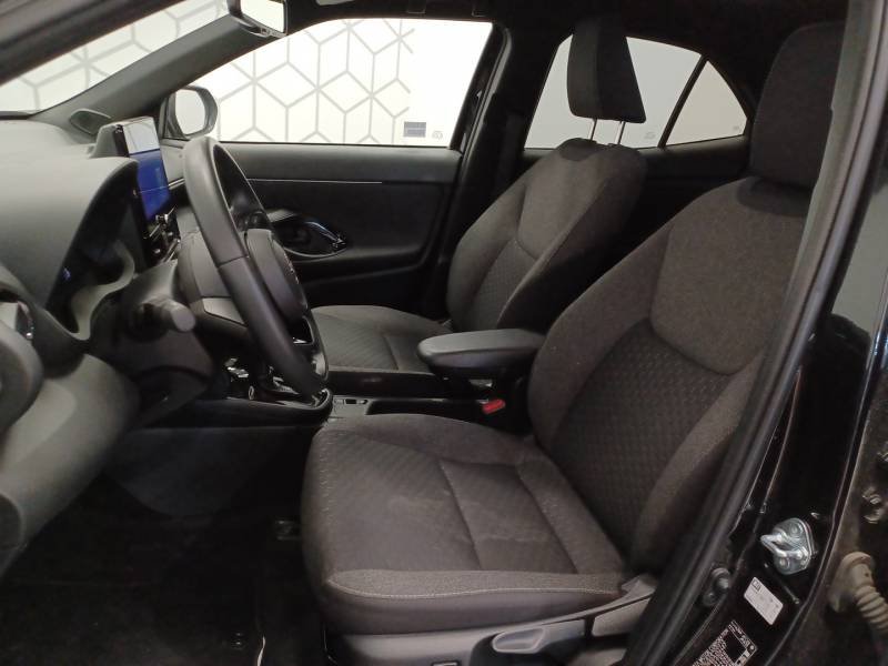 Toyota Yaris - Photo 10