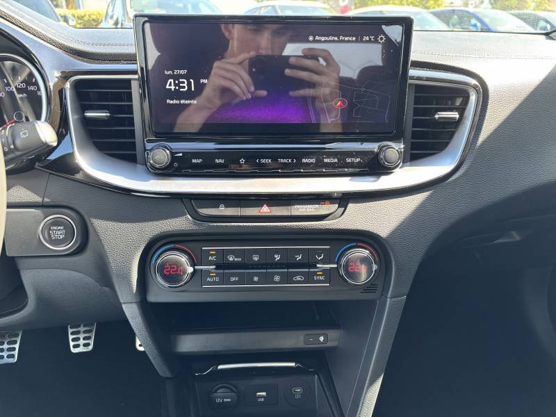 Kia Xceed - Photo 29