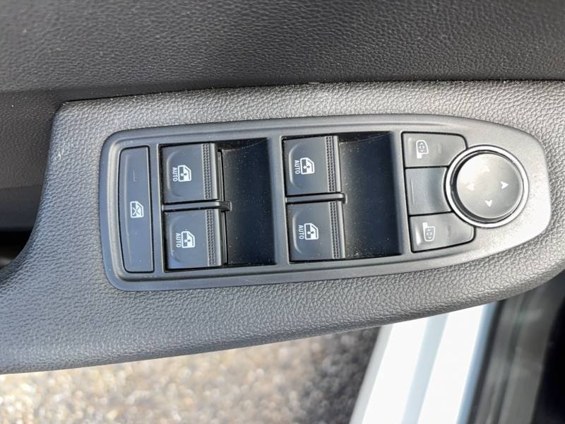 Renault Clio - Photo 13