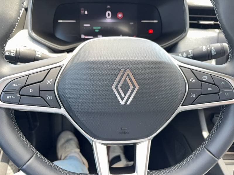 Renault Clio - Photo 17
