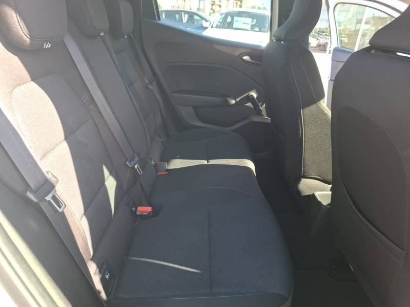 Renault Clio - Photo 17