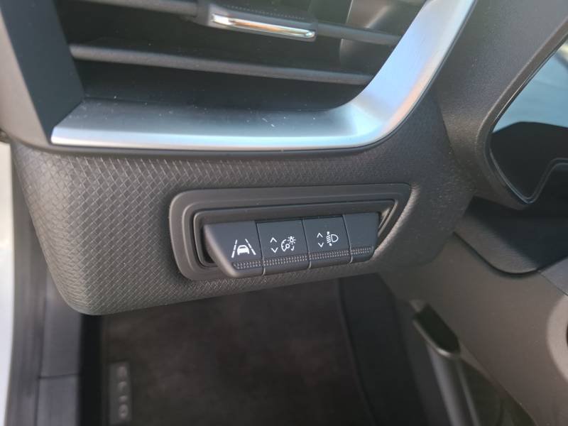 Renault Clio - Photo 23