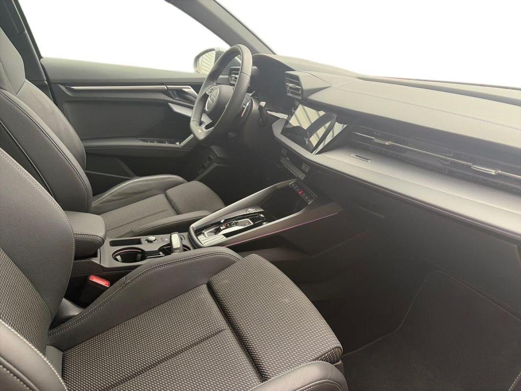 Audi A3 sportback - Photo 13