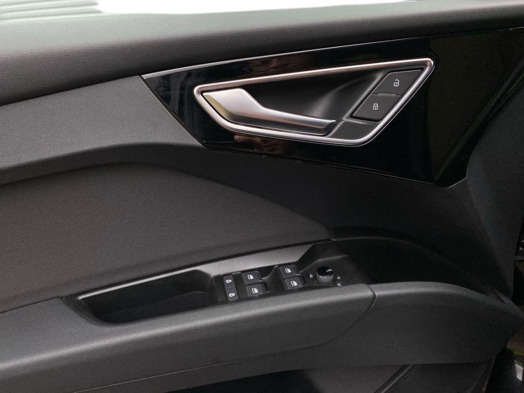Audi Q4 e-tron - Photo 15