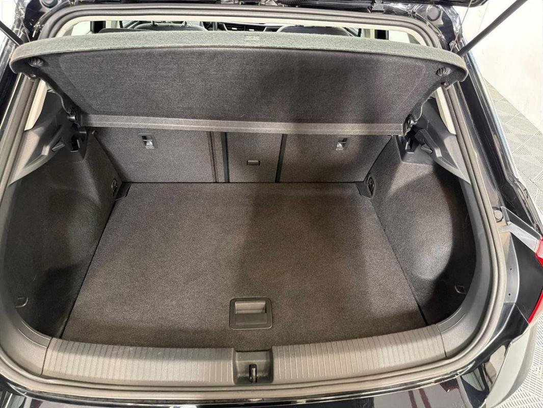 Volkswagen T-Roc - Photo 31