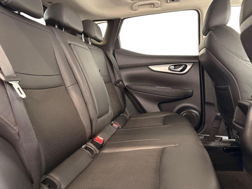 Nissan Qashqai - Photo 23