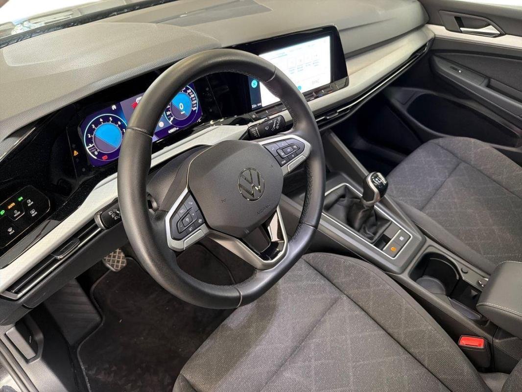 Volkswagen Golf - Photo 9