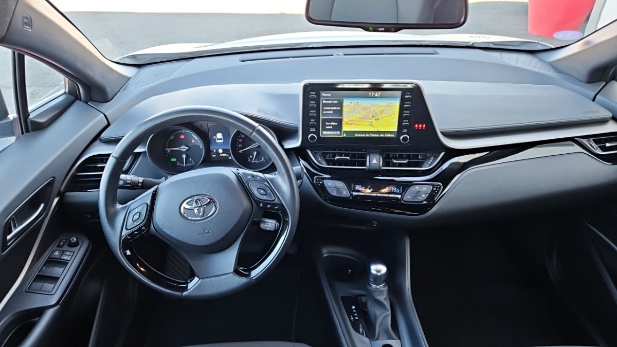 Toyota C-HR - Photo 14